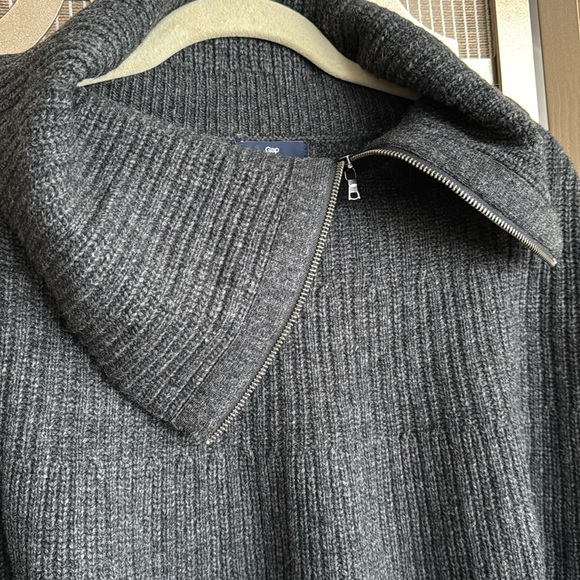 Gap sweater cape - Picture 3 of 9